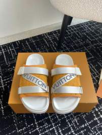 Picture of Louis Vuitton Slippers _SKULVsz38-46mnf07021251